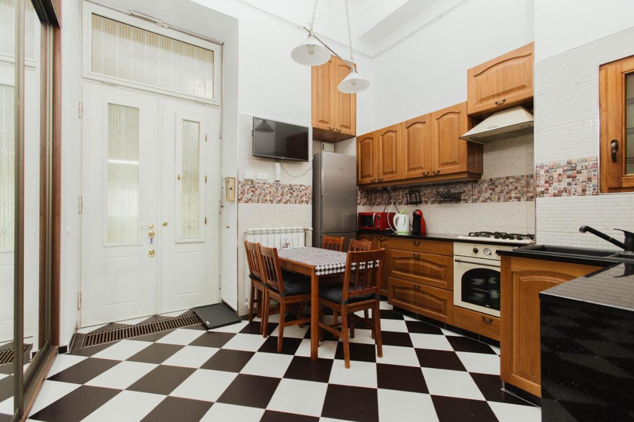 Grand Boulvard Apartment — Fotók 2